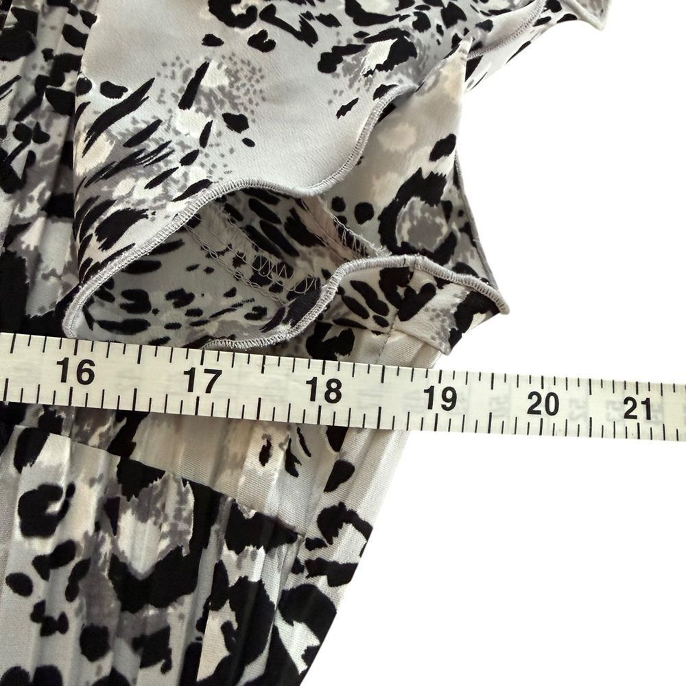 East 5th Black & Gray Animal Print Short Sleeve Ruffle Blouse - Picture 5 of 9